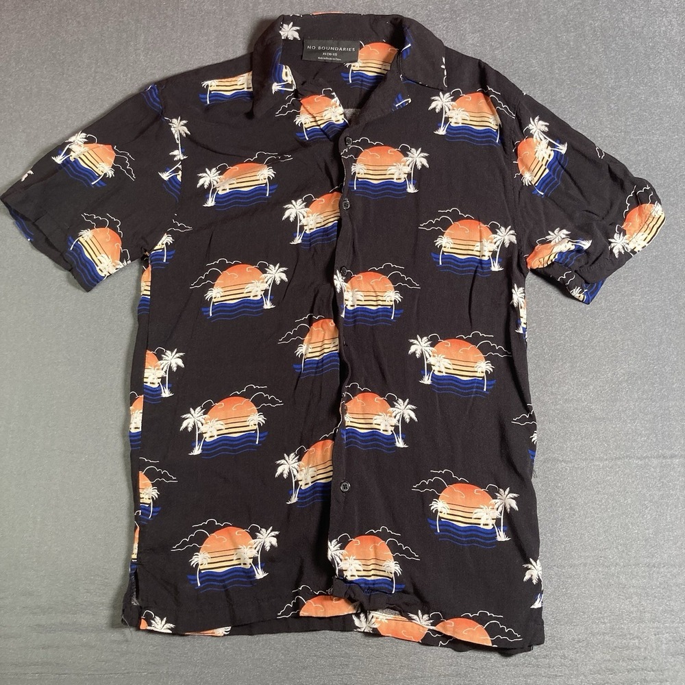 No Boundaries Men's XS Black Tropical Sunset Palm Tree Button Up Shirt